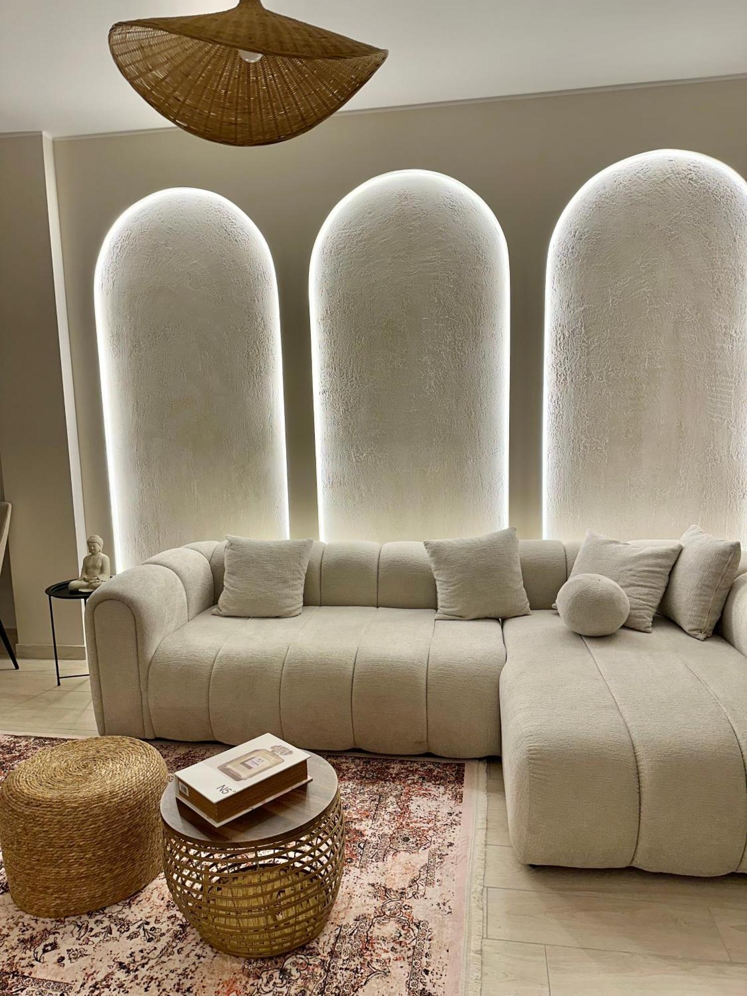 Lungomare Luxury Sea View Apartaments Vlorë Buitenkant foto